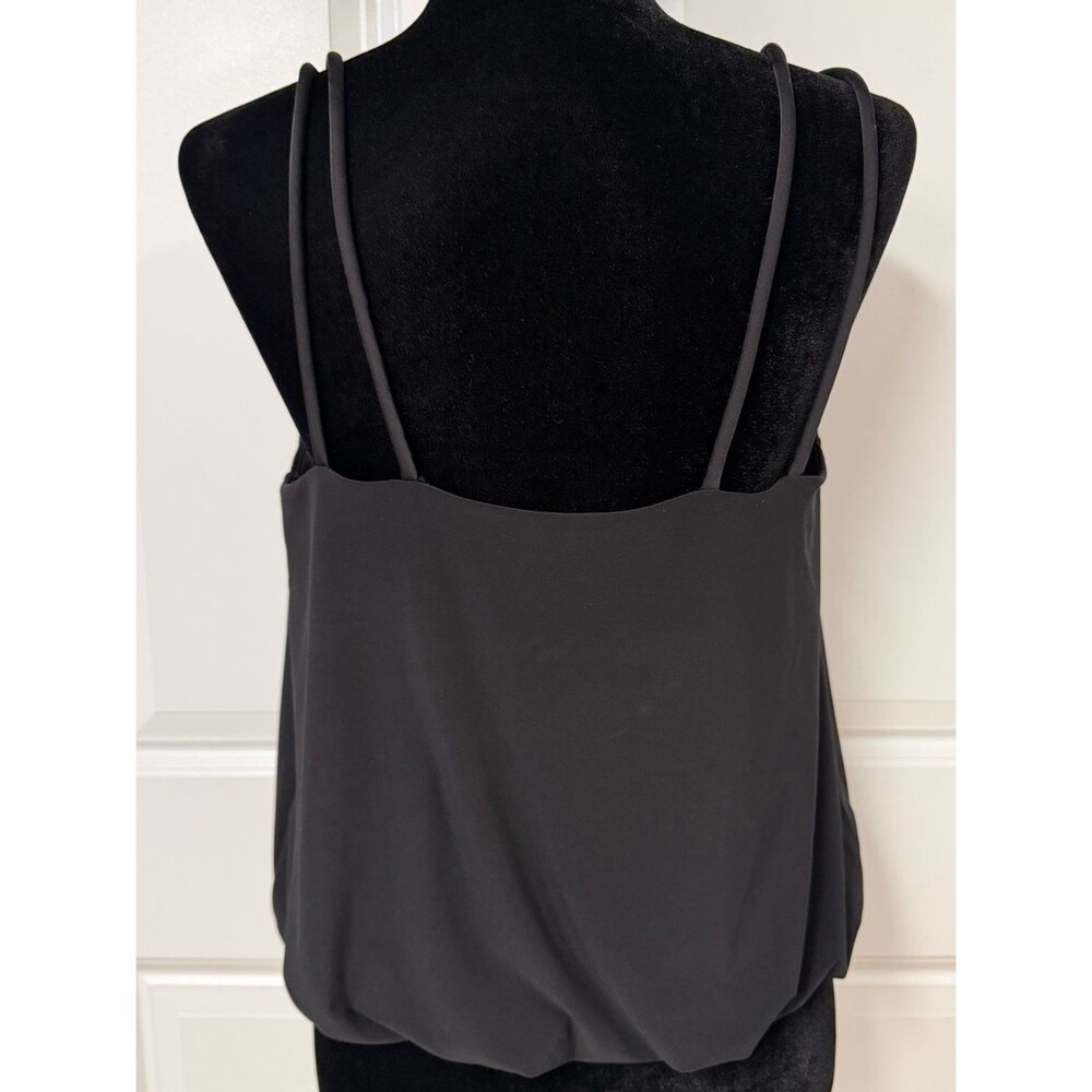 Express Double Strap Loop Tank - Picture 7 of 8